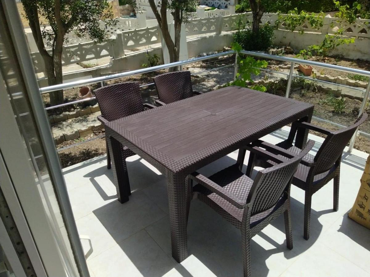 Cesme Burcu Sitesi Yaman Villa Eksteriør billede