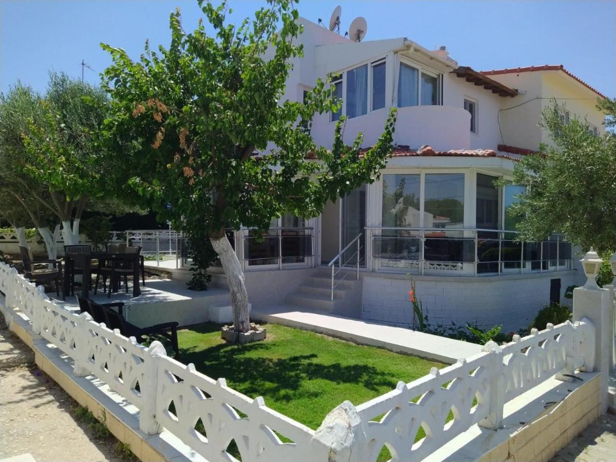 Cesme Burcu Sitesi Yaman Villa Eksteriør billede