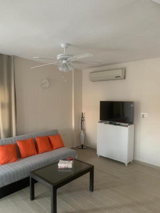 Cesme Burcu Sitesi Yaman Villa Eksteriør billede